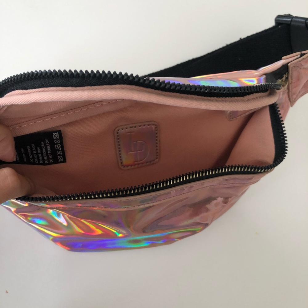 Fanny Pack - Picture 3 of 6